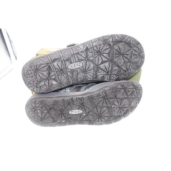 NEW Keen Moxie Sport Mary Jane Flat Sport Water Shoes Youth Gray Girls Size 6 - Picture 11 of 12